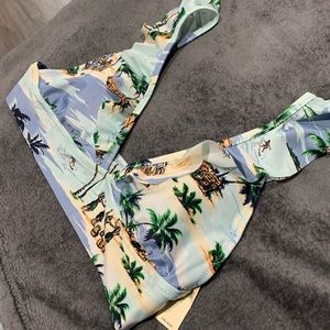 Beachy Ruffle Bikini top